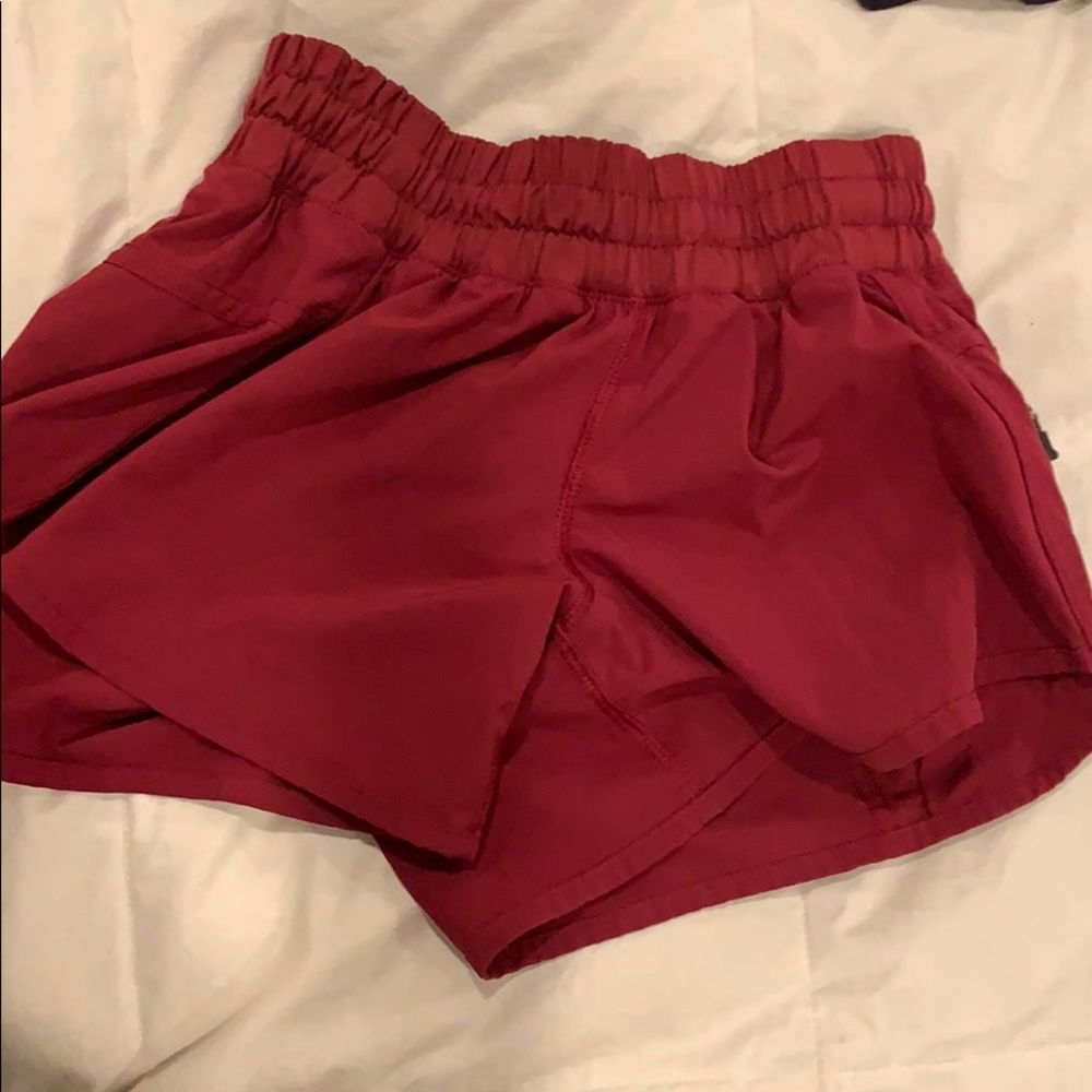 Lulumeon tracker IV shorts